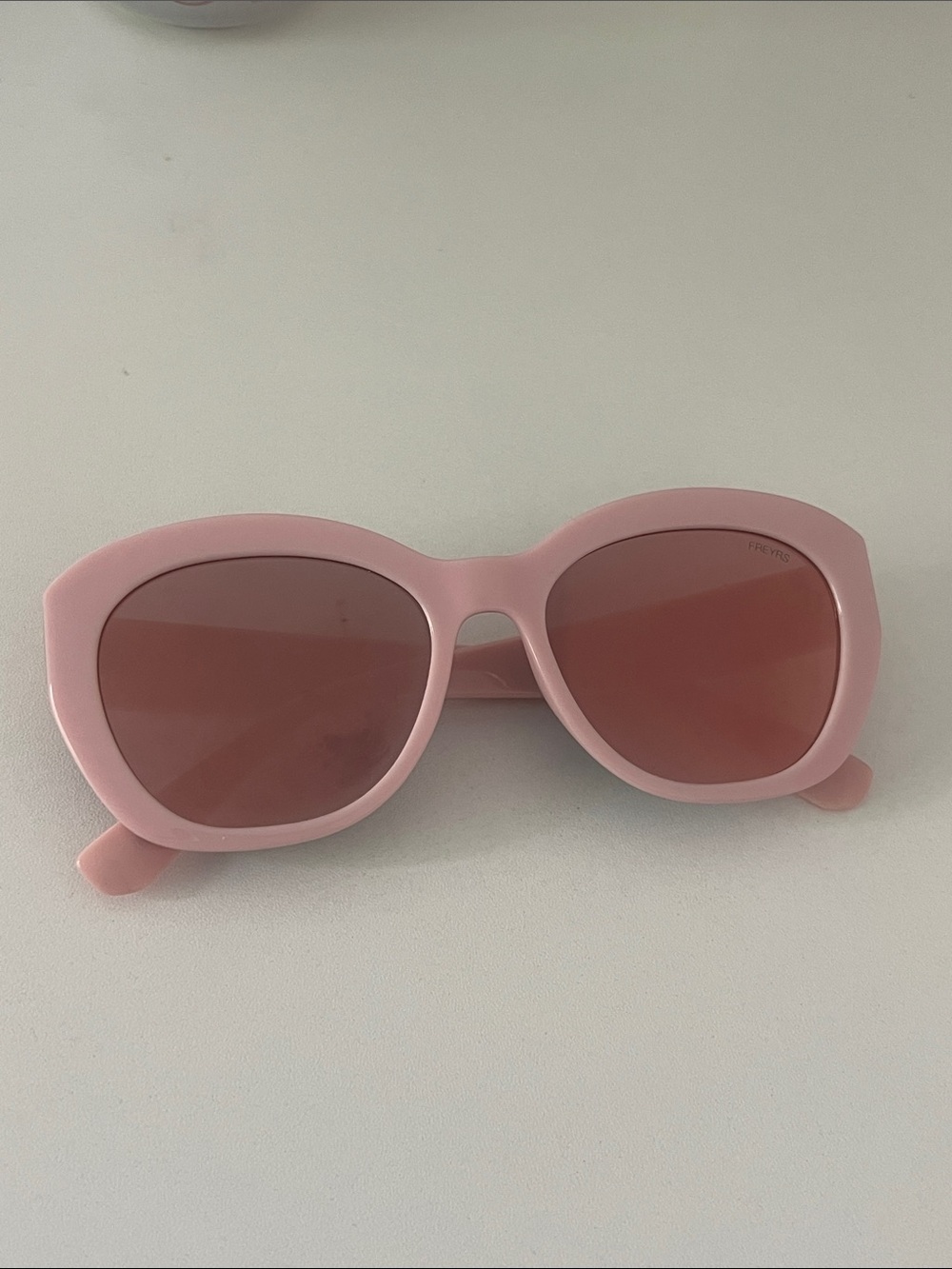 FREYRS Pink Sunglasses